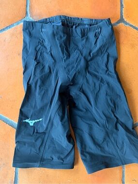 Mizuno GX Sonic V MR Multi Racer Size Medium Black Men Jammer Tech Suit MINT